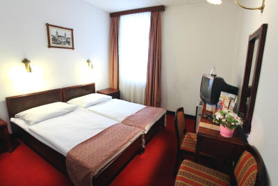 Hotel Palatinus Pecs Ungarn - Economy Zimmer