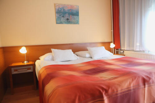 Hotel Napsugar Heviz Ungarn Zimmer